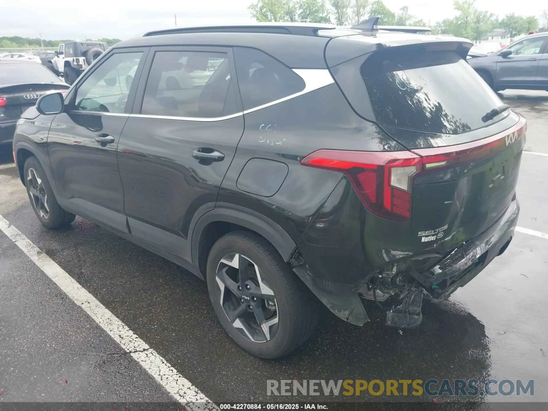 3 fotografías del automóvil dañado KNDERCAA6S7695843 KIA SELTOS 2025