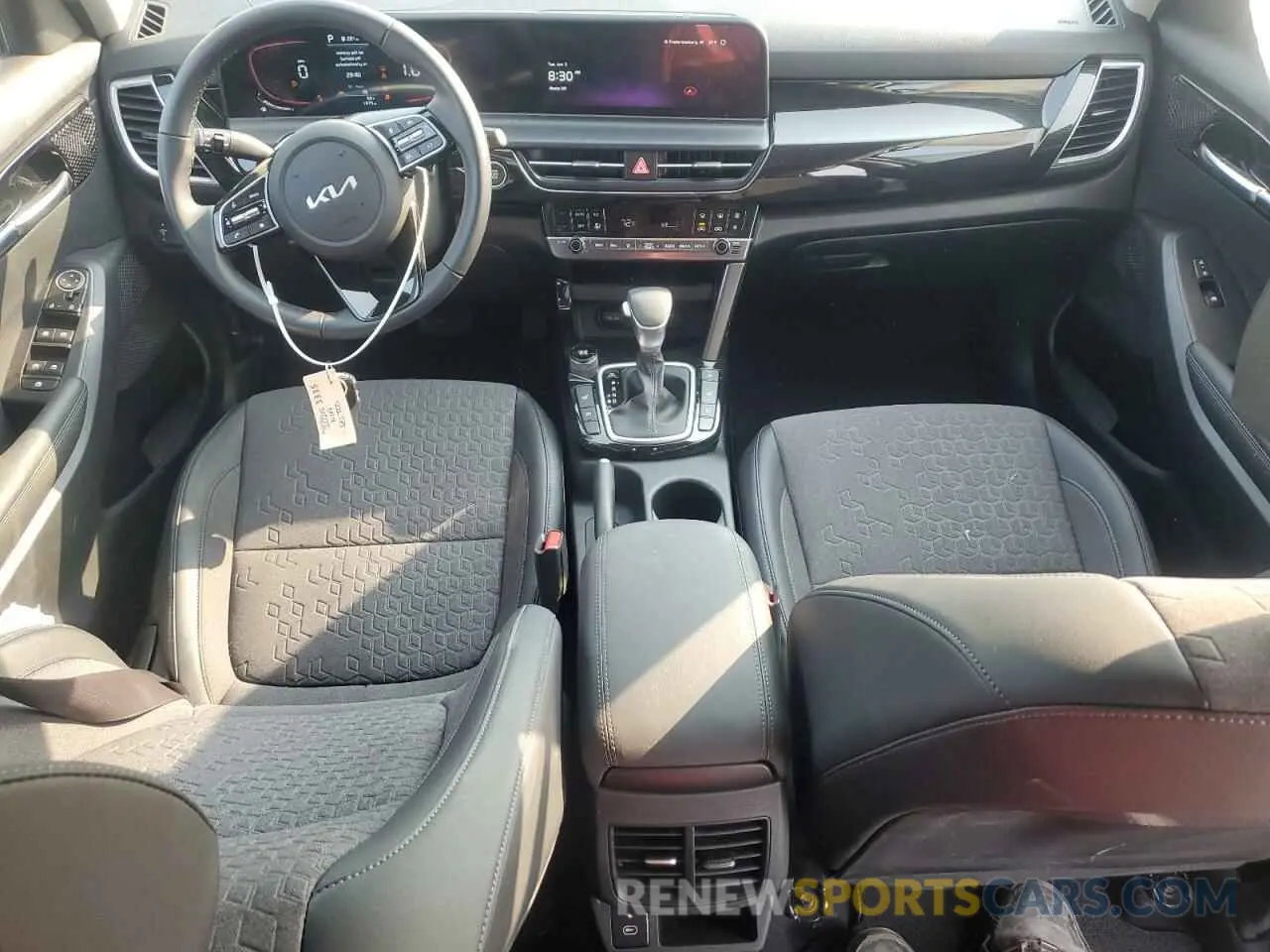 8 fotografías del automóvil dañado KNDEUCAA3S7740753 KIA SELTOS 2025