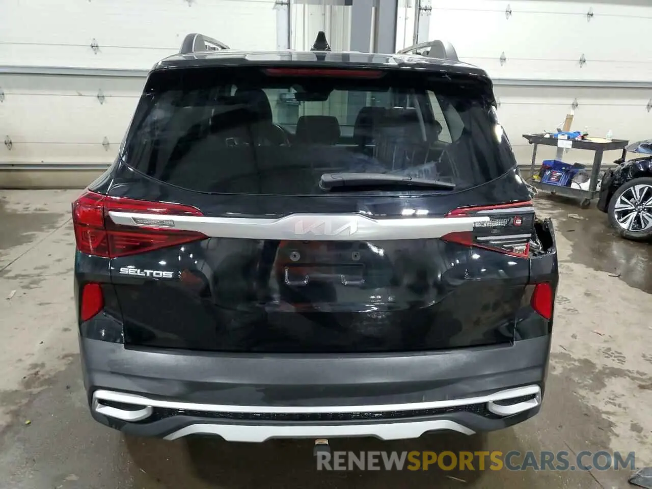 6 fotografías del automóvil dañado KNDEUCA26P7405194 KIA SELTOS NIG 2023