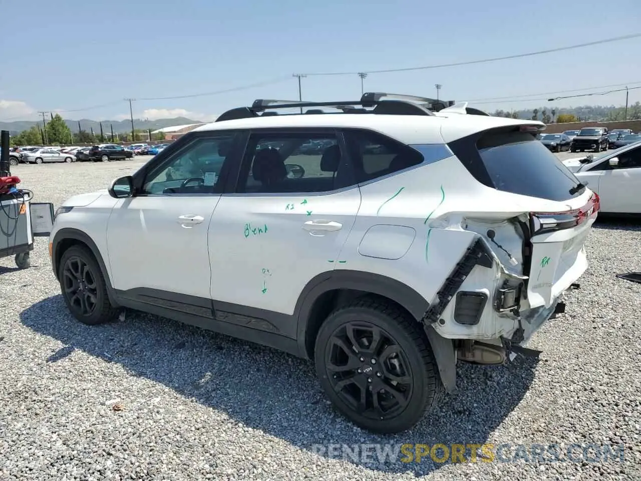 2 fotografías del automóvil dañado KNDEUCA70R7588199 KIA SELTOS X L 2024