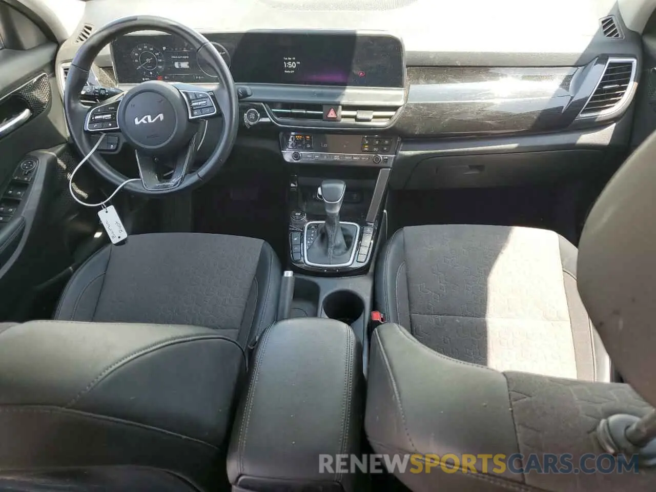 8 fotografías del automóvil dañado KNDEUCA70R7588199 KIA SELTOS X L 2024