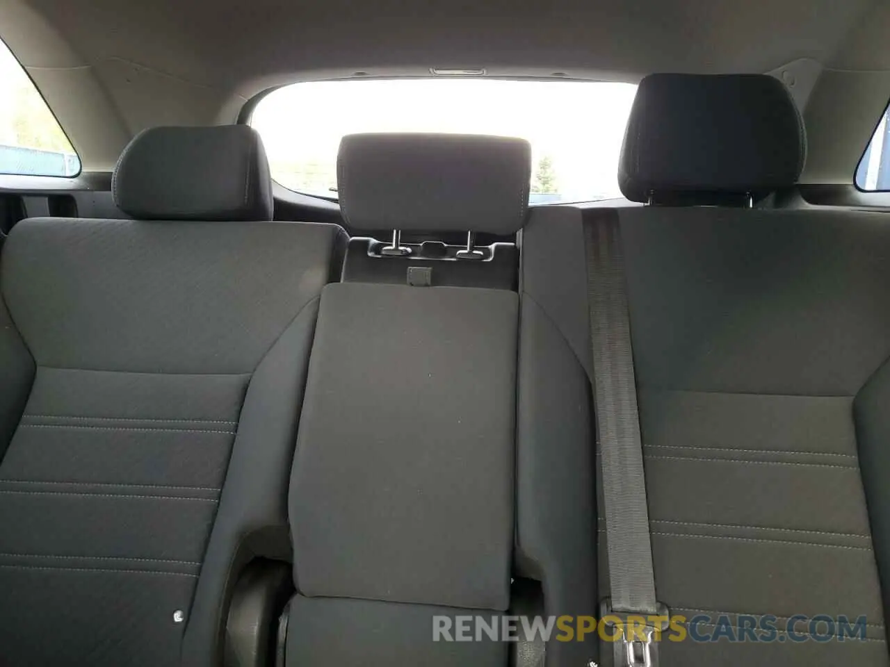 10 fotografías del automóvil dañado 5XYPG4A30KG442705 KIA SORENTO 2019