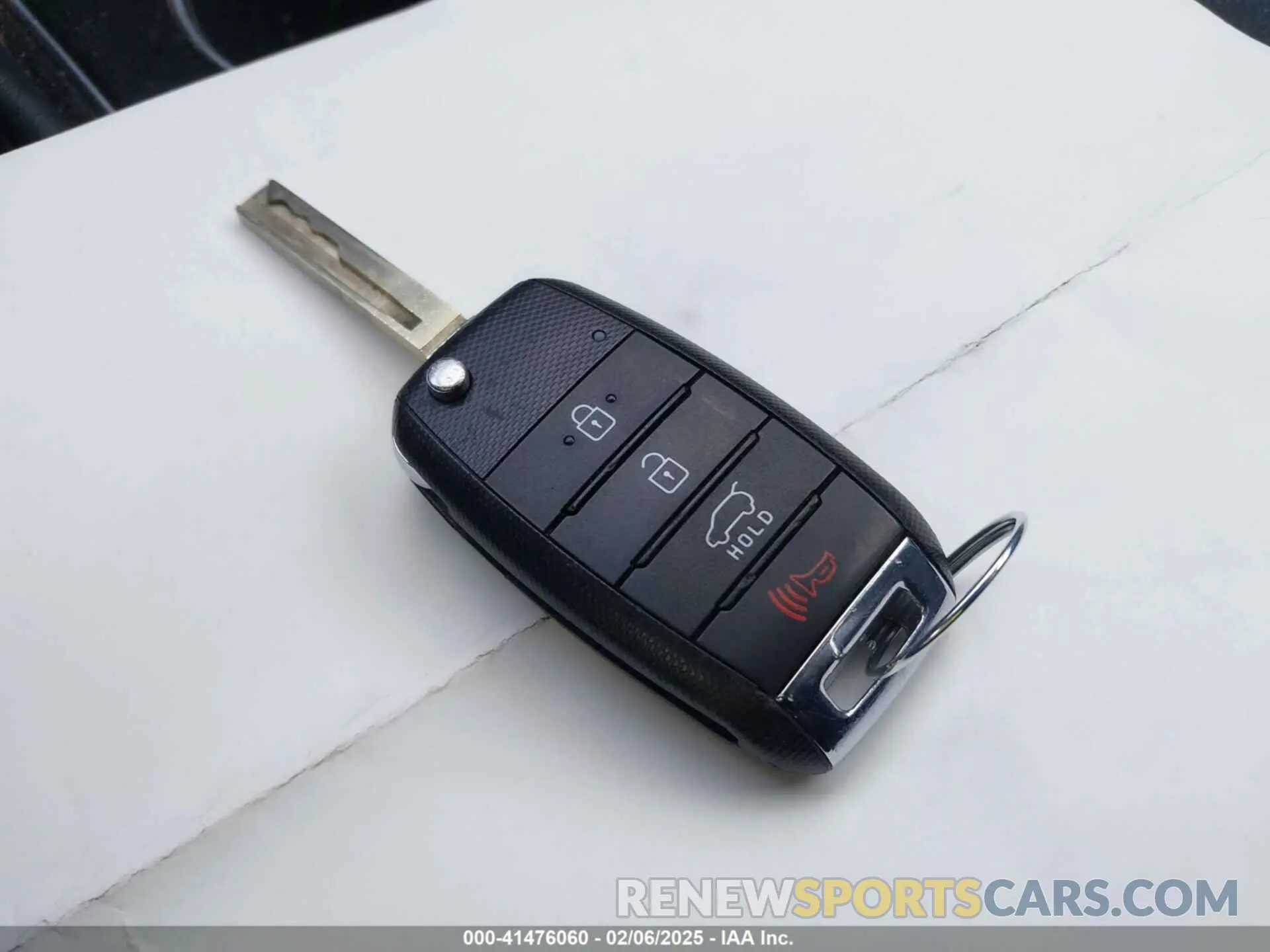 11 fotografías del automóvil dañado 5XYPG4A30KG532033 KIA SORENTO 2019