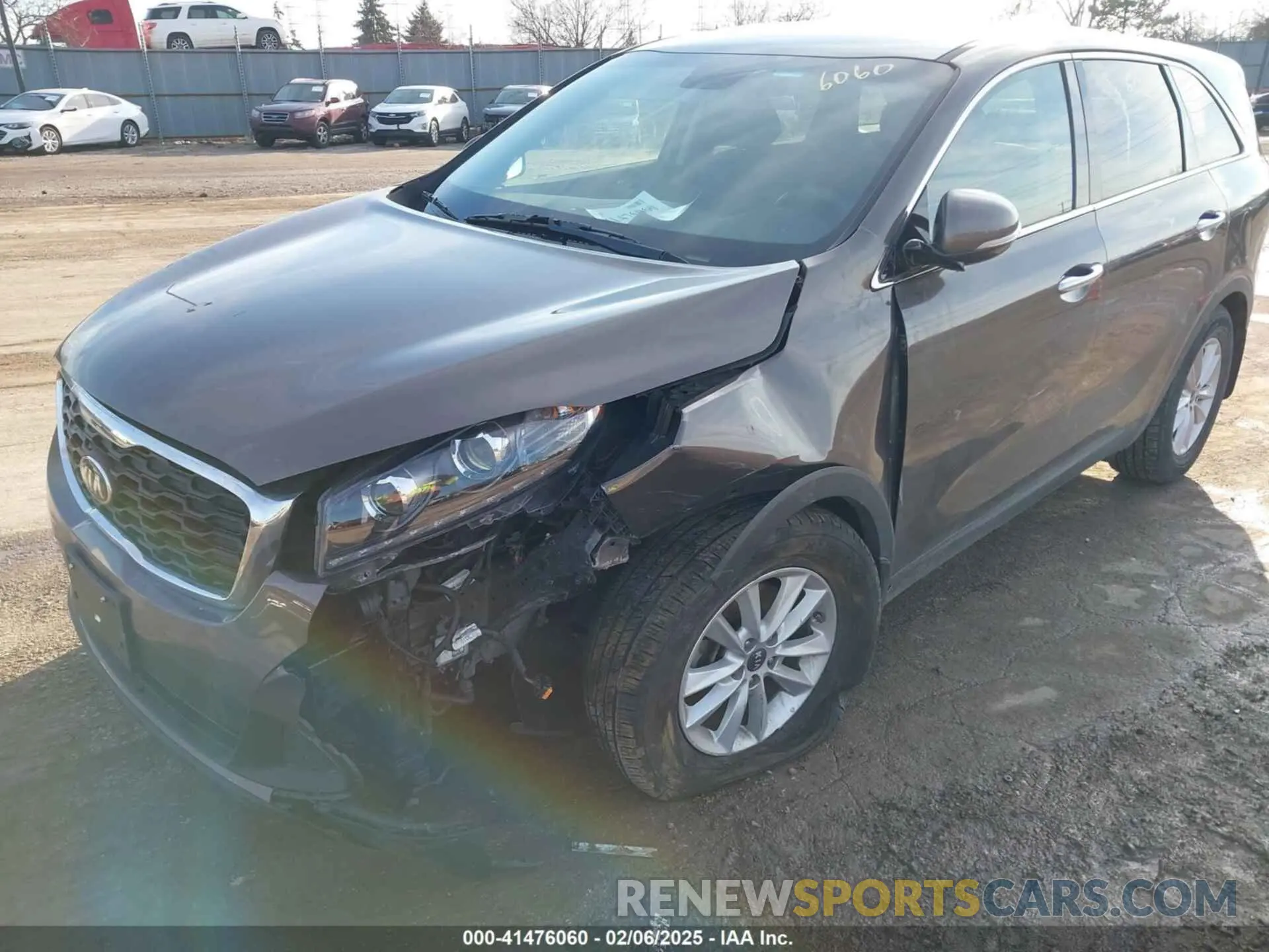 6 fotografías del automóvil dañado 5XYPG4A30KG532033 KIA SORENTO 2019