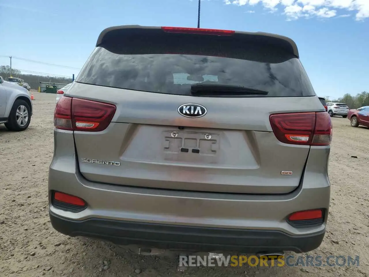 6 fotografías del automóvil dañado 5XYPG4A30KG537474 KIA SORENTO 2019