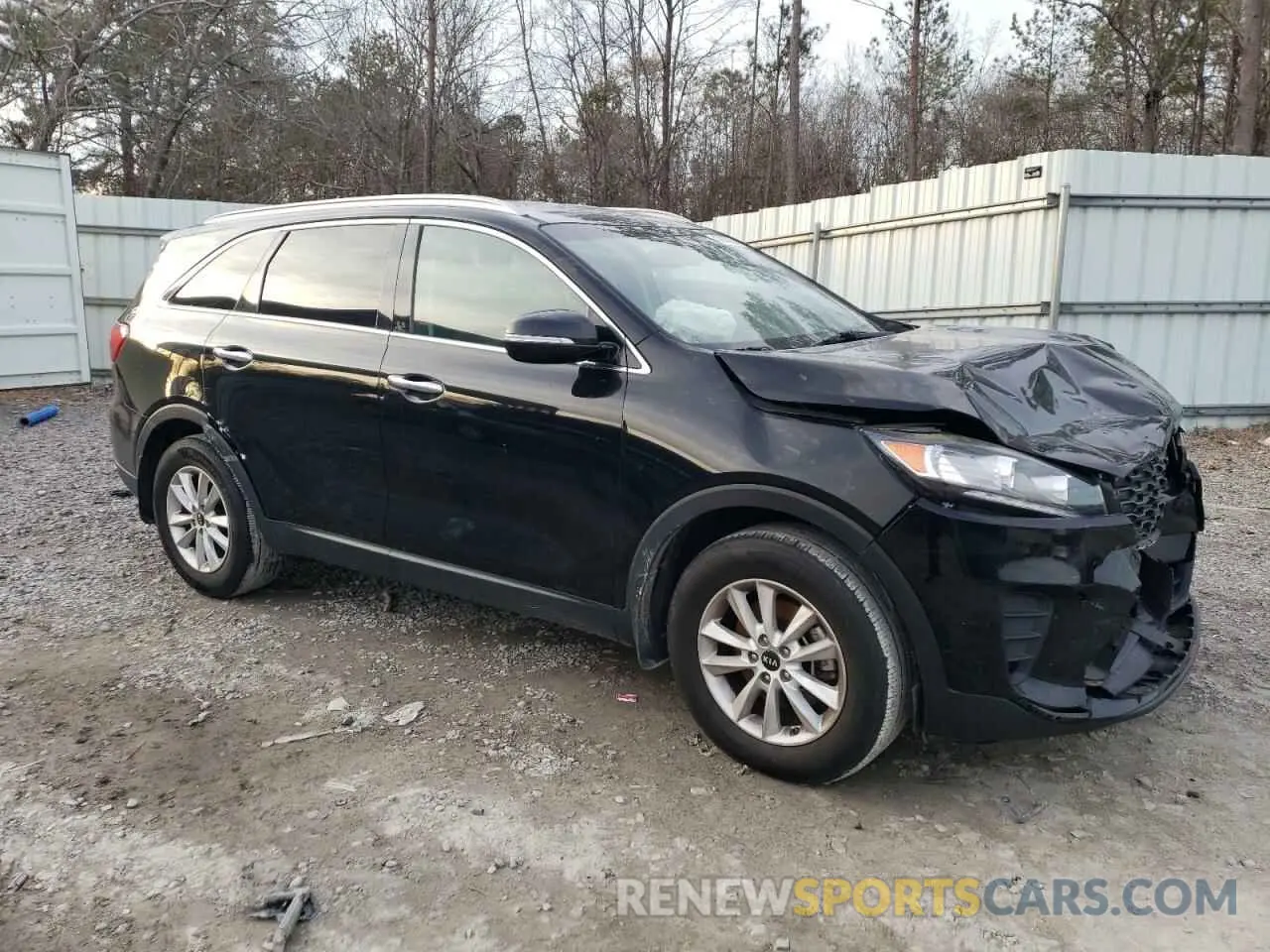 4 fotografías del automóvil dañado 5XYPG4A30KG546577 KIA SORENTO 2019