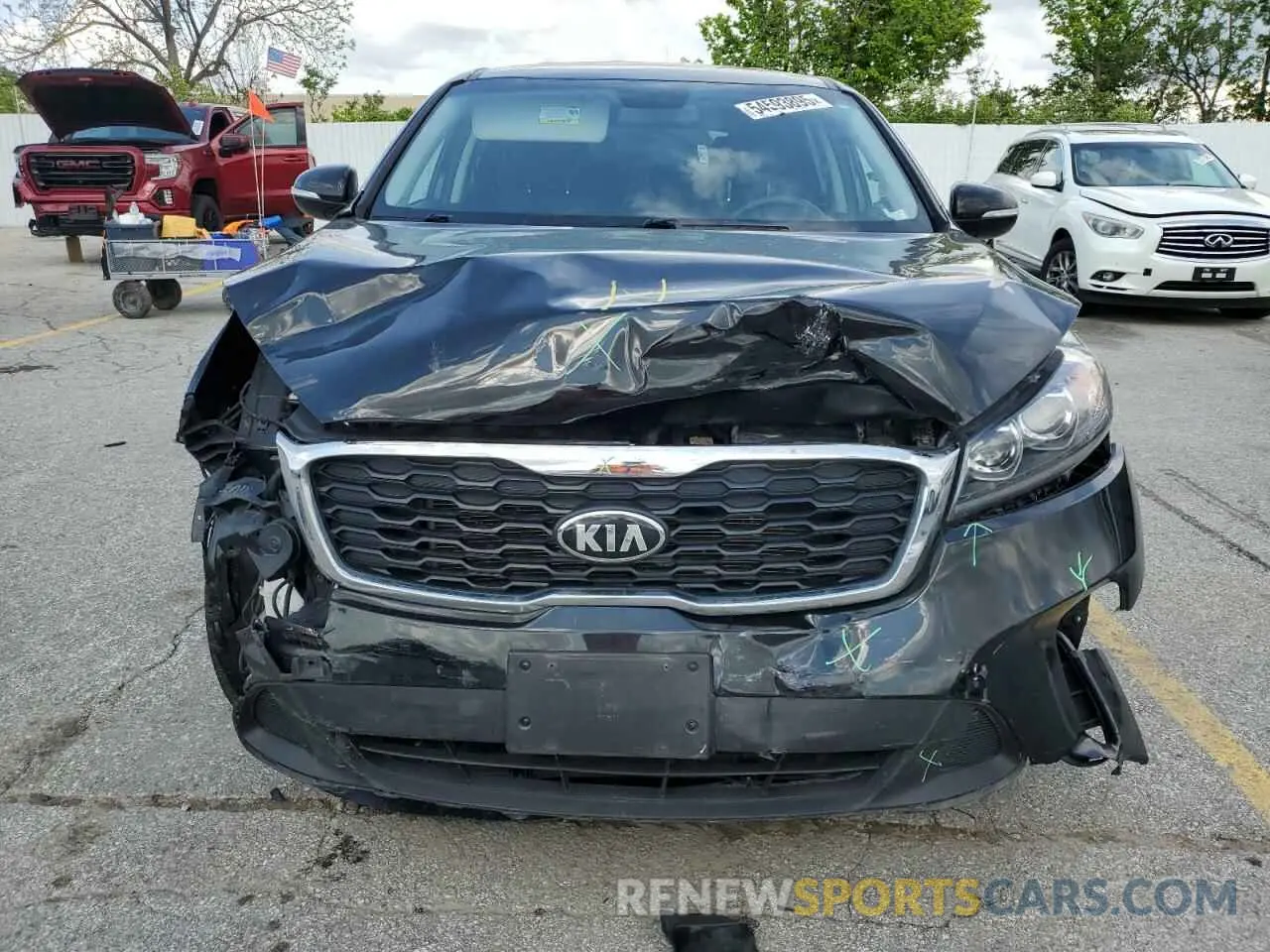 5 fotografías del automóvil dañado 5XYPG4A30KG551245 KIA SORENTO 2019