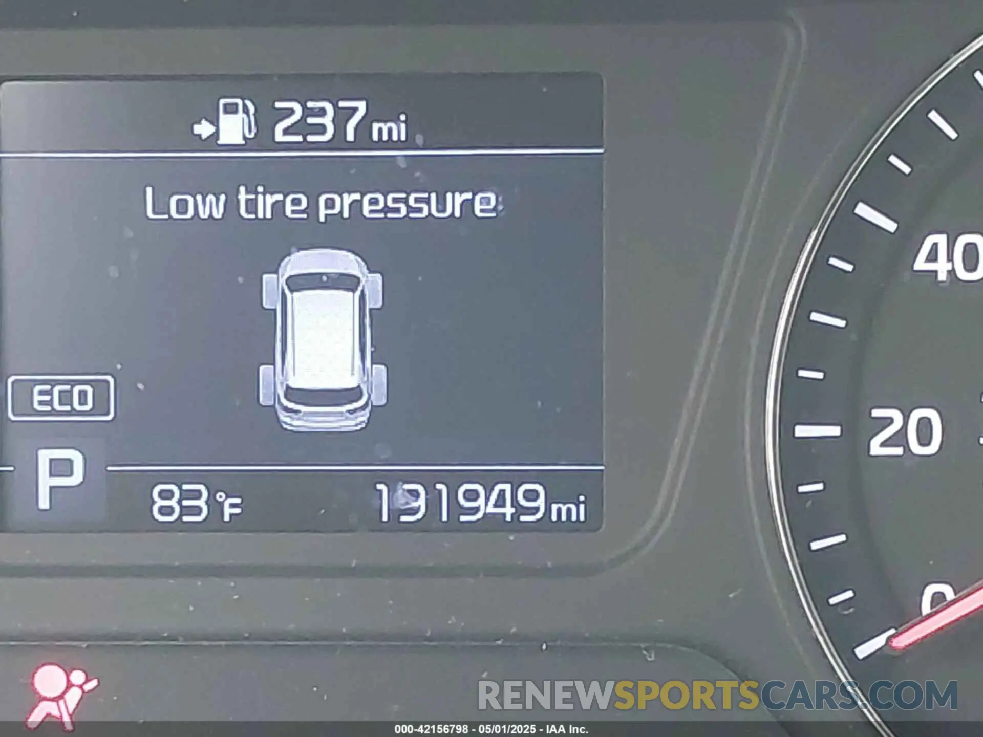 15 fotografías del automóvil dañado 5XYPG4A30KG560480 KIA SORENTO 2019