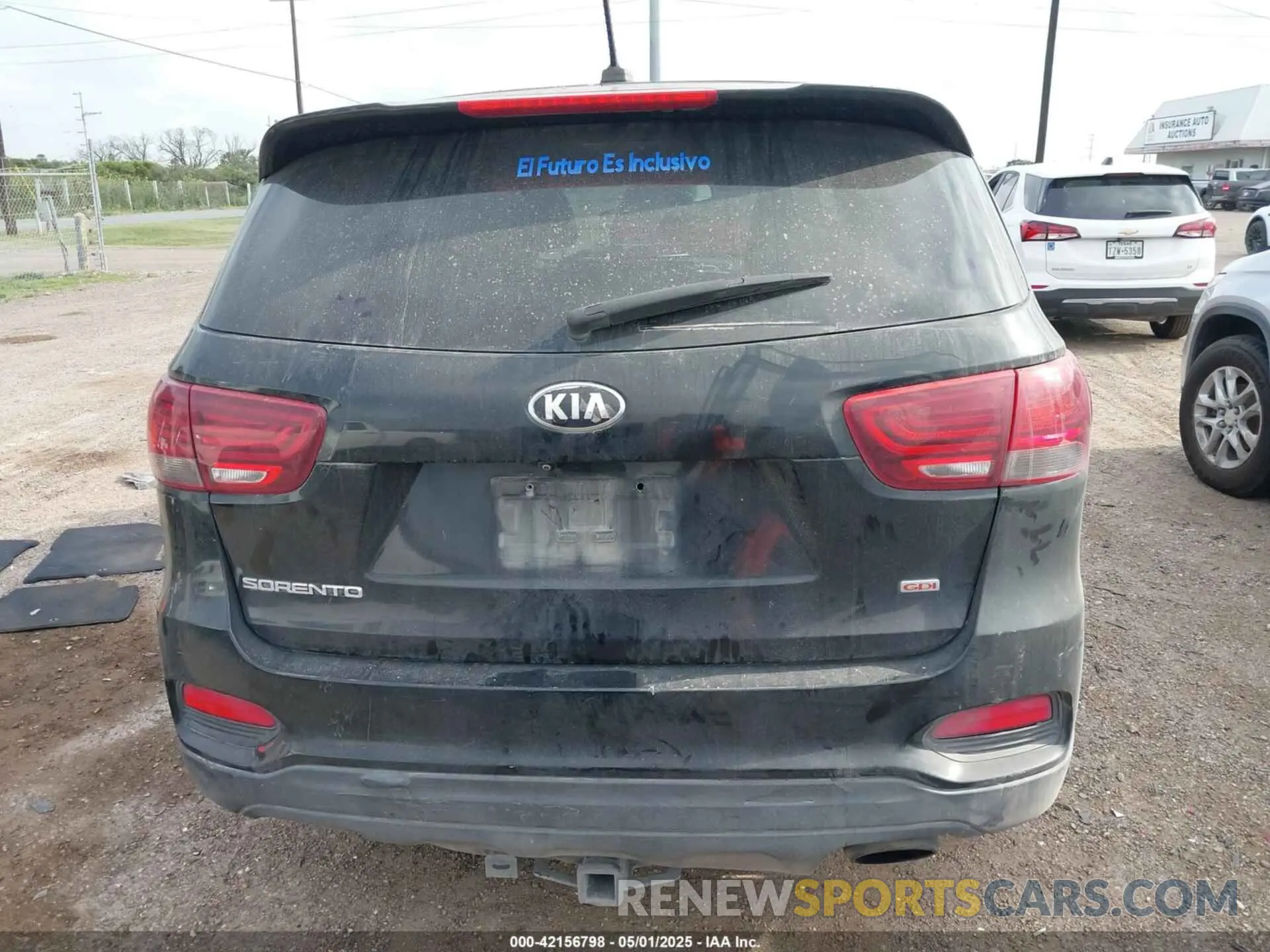 16 fotografías del automóvil dañado 5XYPG4A30KG560480 KIA SORENTO 2019