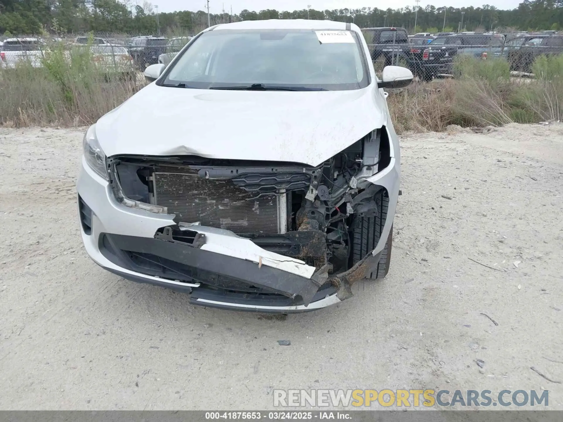6 fotografías del automóvil dañado 5XYPG4A30KG578171 KIA SORENTO 2019