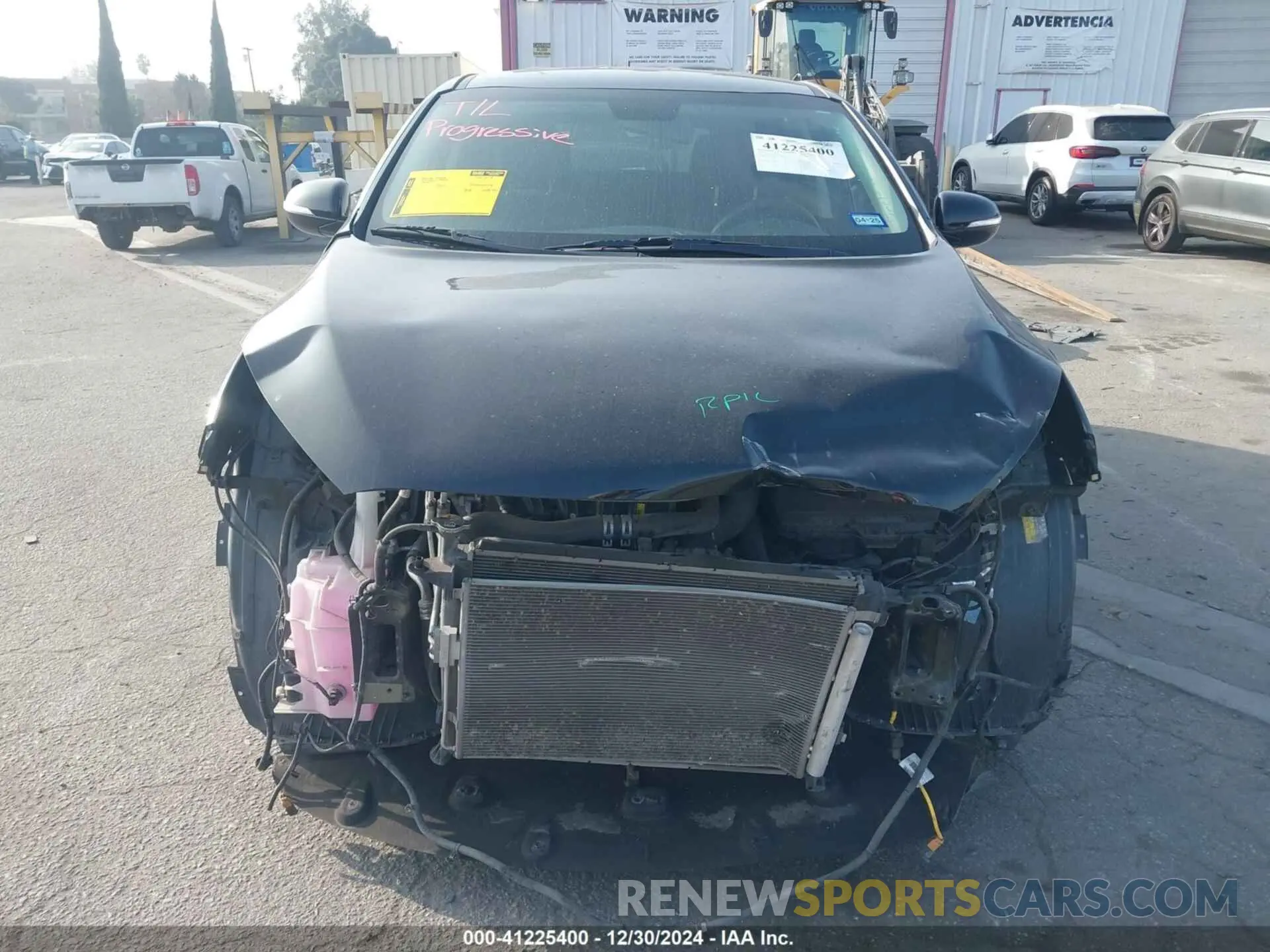 13 fotografías del automóvil dañado 5XYPG4A30KG583001 KIA SORENTO 2019