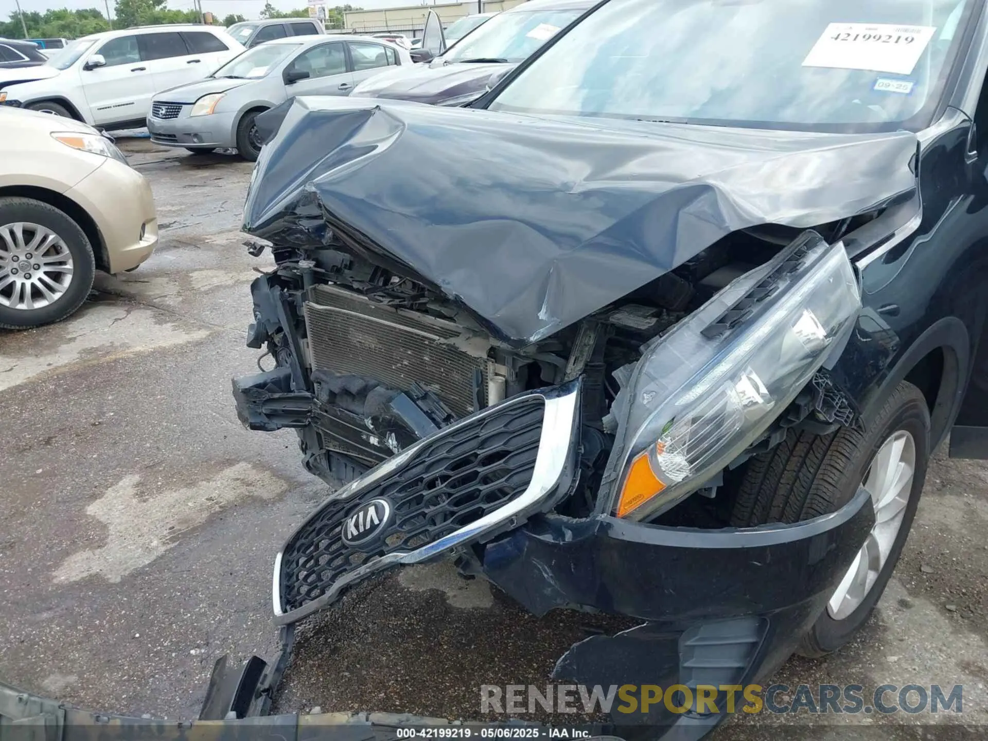 6 fotografías del automóvil dañado 5XYPG4A31KG564781 KIA SORENTO 2019