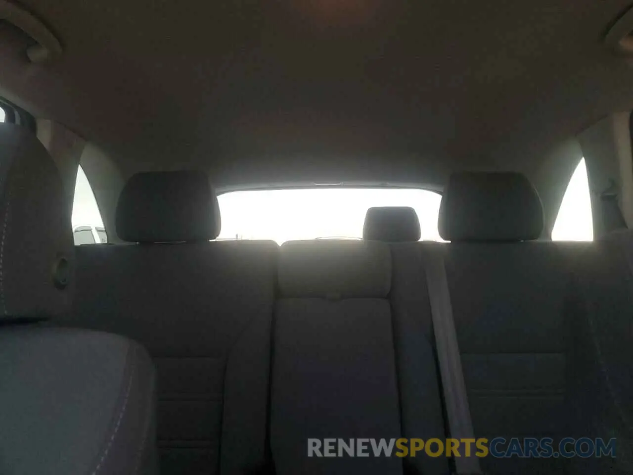 10 fotografías del automóvil dañado 5XYPG4A32KG436145 KIA SORENTO 2019