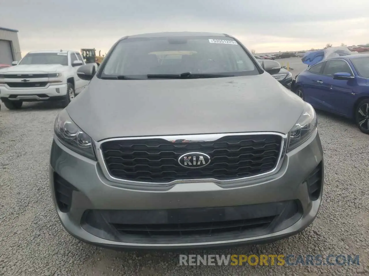 5 fotografías del automóvil dañado 5XYPG4A32KG436145 KIA SORENTO 2019