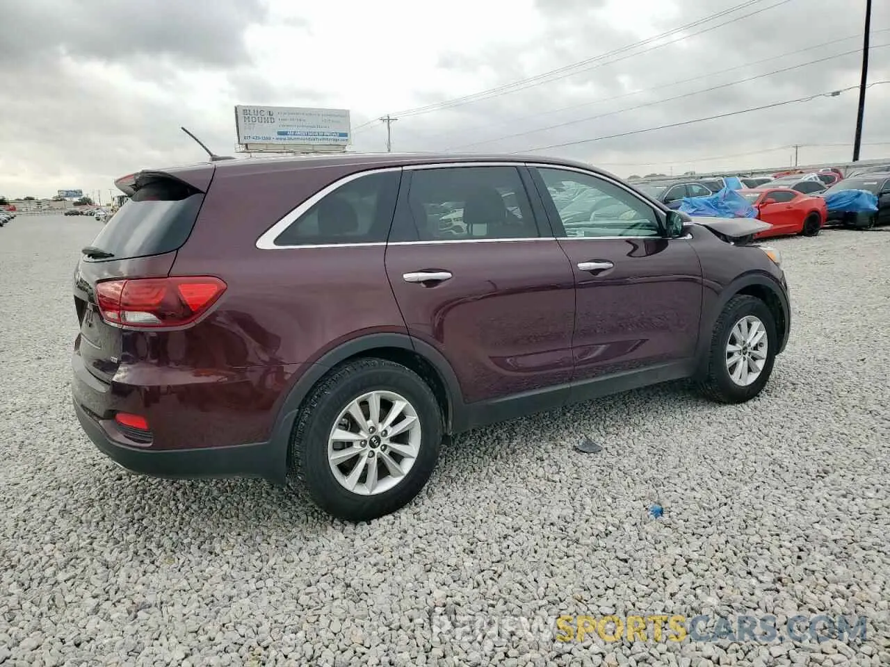 3 fotografías del automóvil dañado 5XYPG4A32KG476077 KIA SORENTO 2019