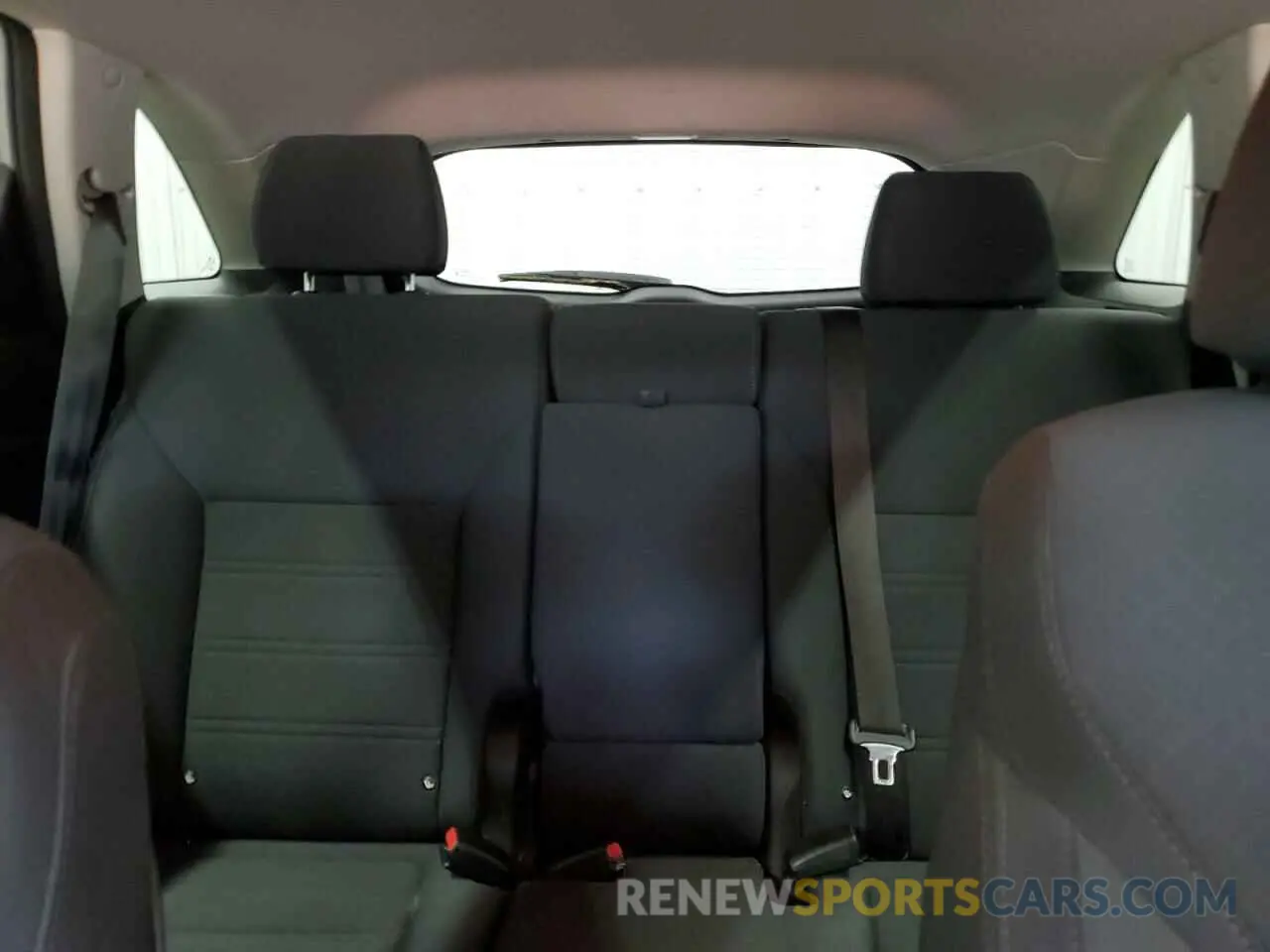 10 fotografías del automóvil dañado 5XYPG4A32KG583114 KIA SORENTO 2019
