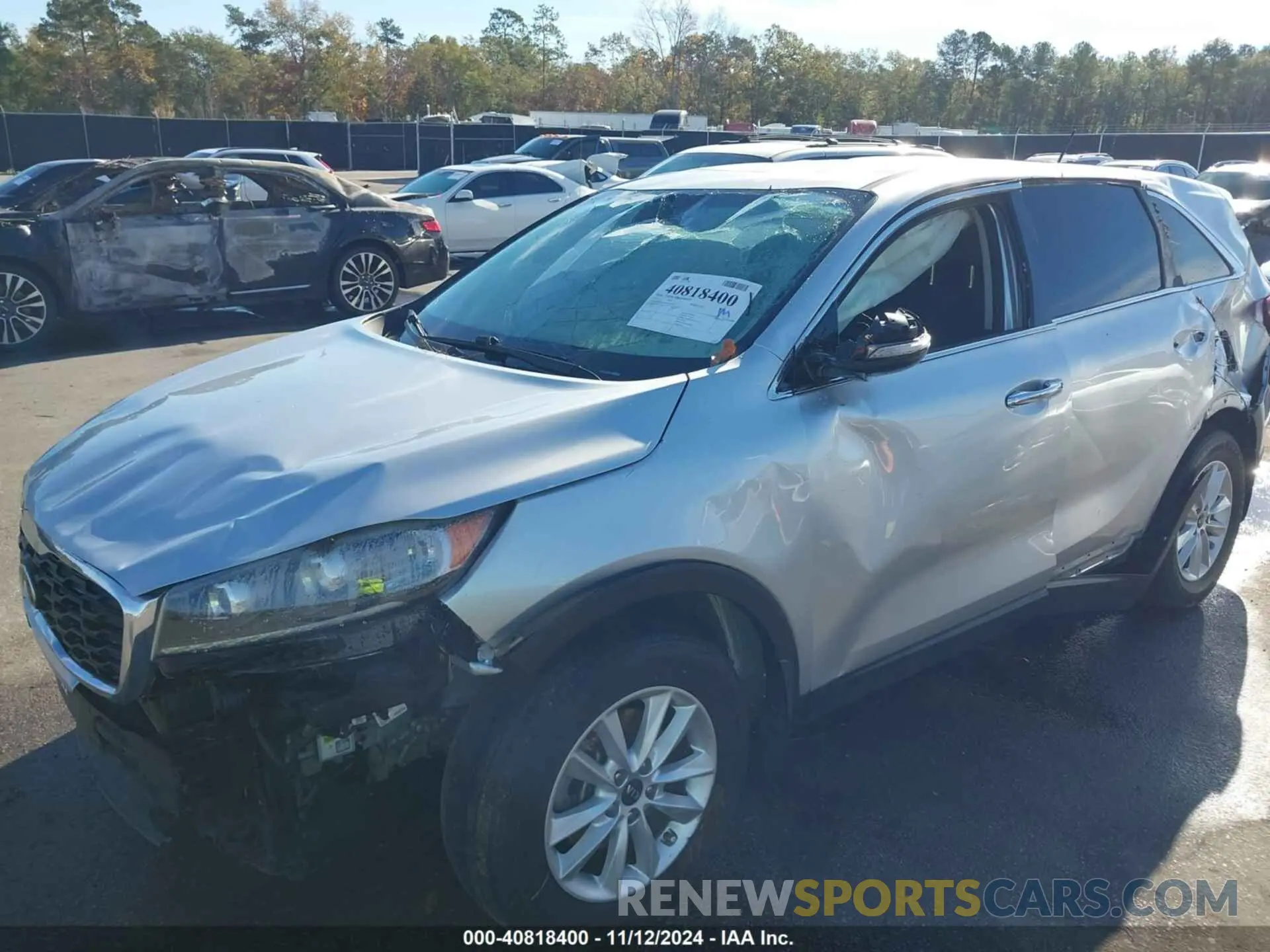 5 fotografías del automóvil dañado 5XYPG4A32KG583159 KIA SORENTO 2019