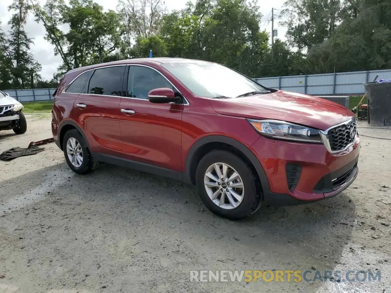 4 fotografías del automóvil dañado 5XYPG4A33KG514514 KIA SORENTO 2019