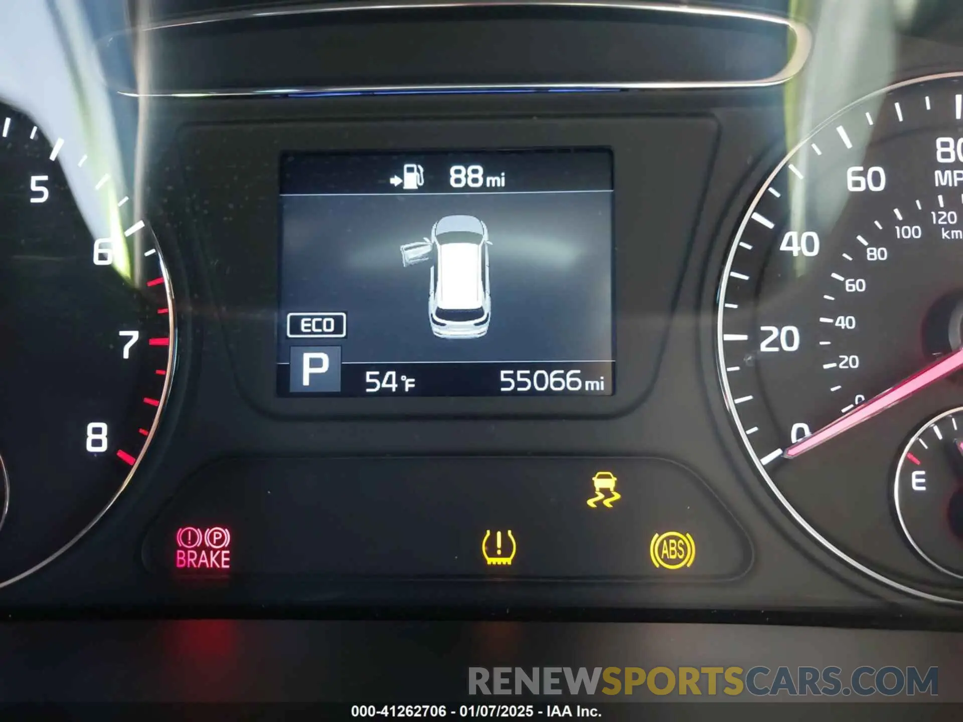 15 fotografías del automóvil dañado 5XYPG4A33KG582988 KIA SORENTO 2019