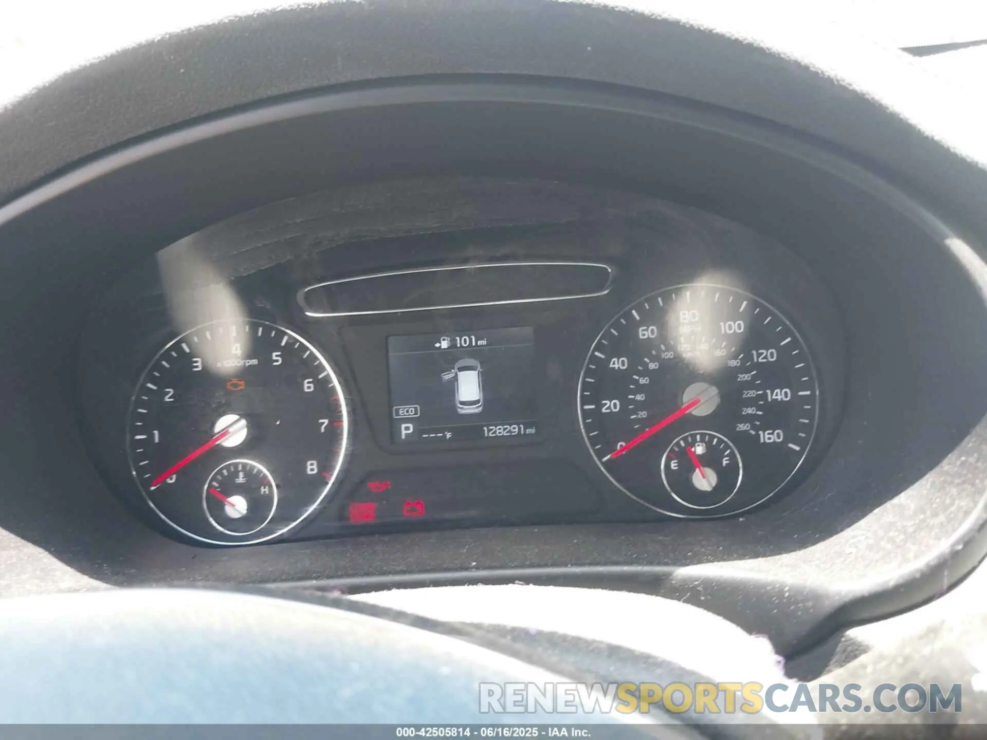 7 fotografías del automóvil dañado 5XYPG4A34KG445140 KIA SORENTO 2019