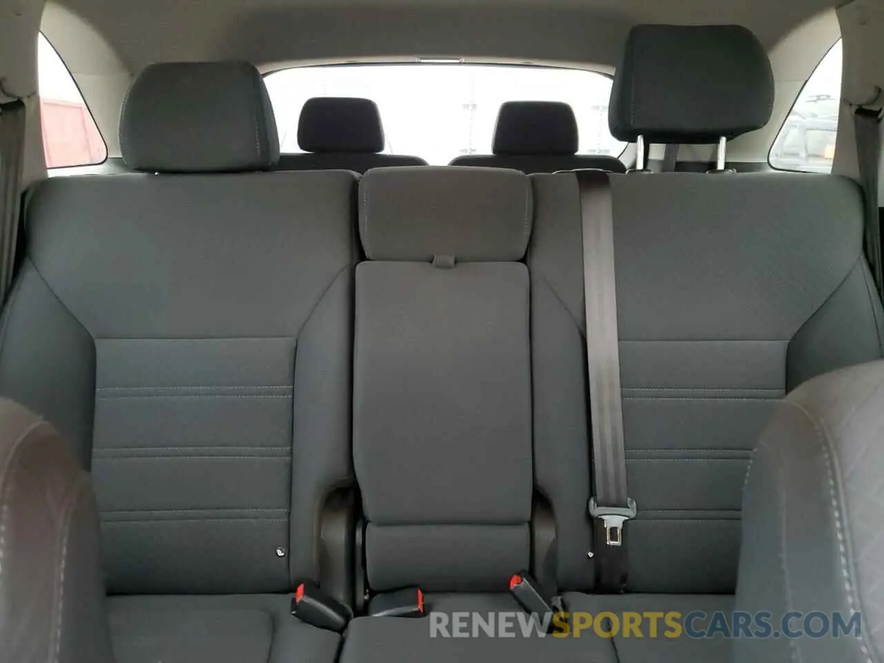 10 fotografías del automóvil dañado 5XYPG4A34KG534173 KIA SORENTO 2019