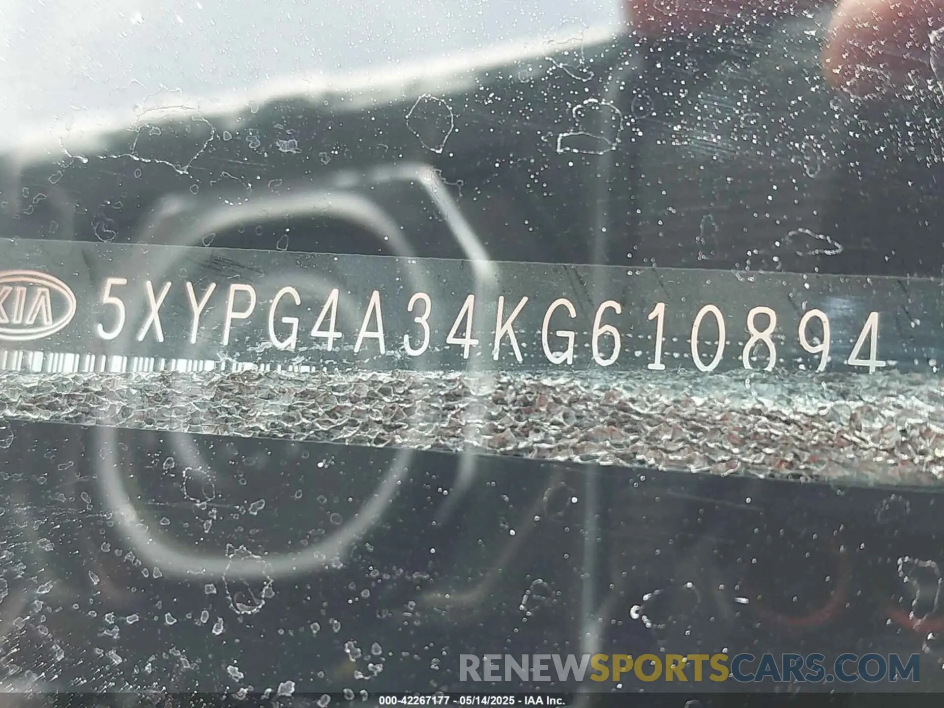 9 fotografías del automóvil dañado 5XYPG4A34KG610894 KIA SORENTO 2019