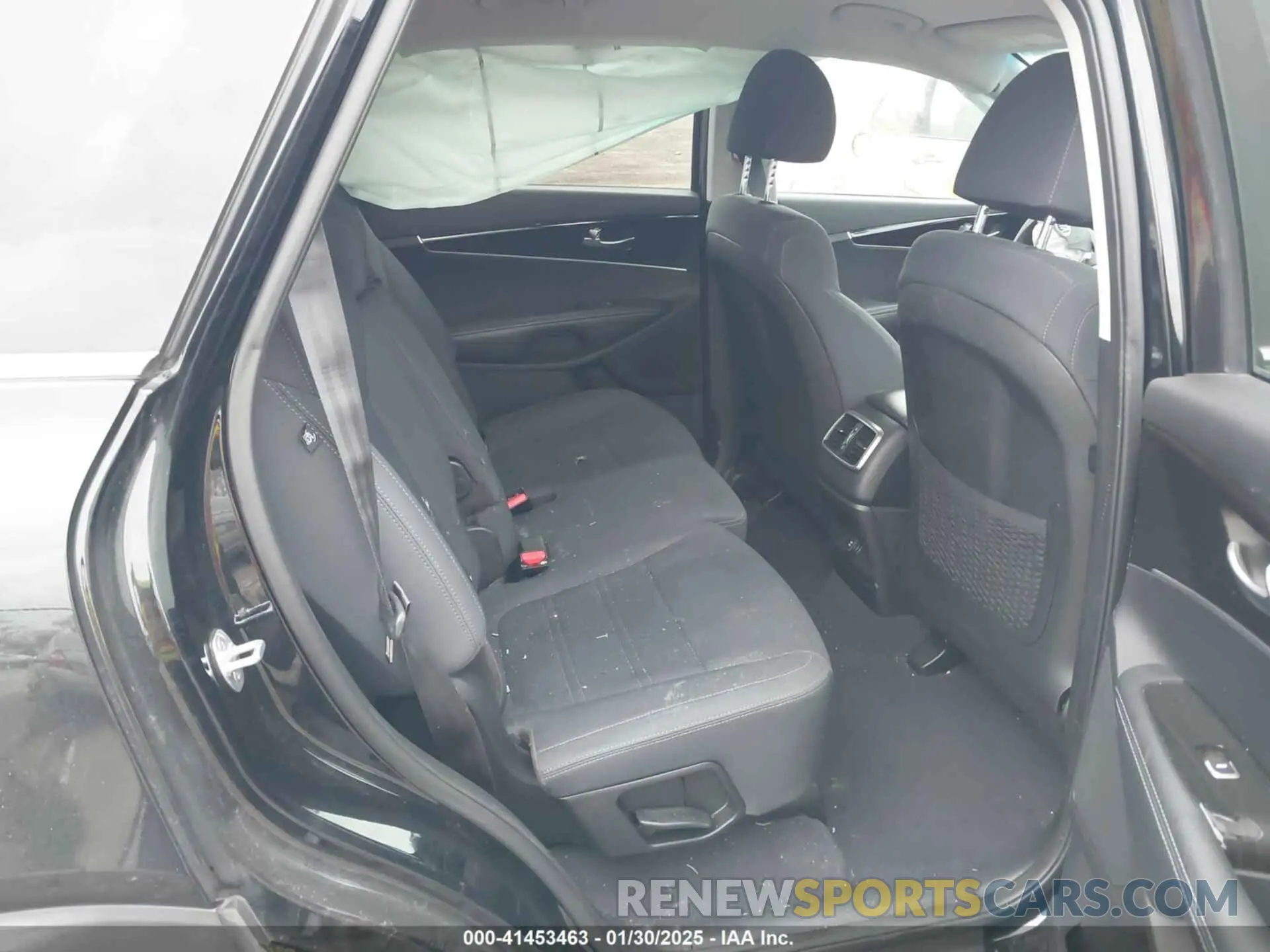 8 fotografías del automóvil dañado 5XYPG4A35KG491026 KIA SORENTO 2019