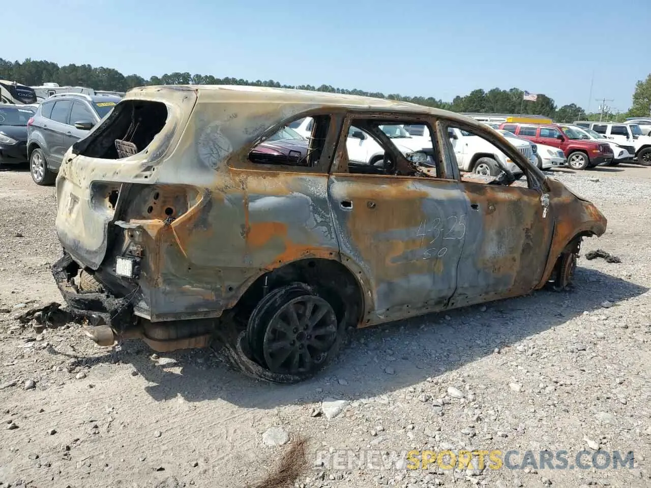 3 fotografías del automóvil dañado 5XYPG4A35KG534232 KIA SORENTO 2019