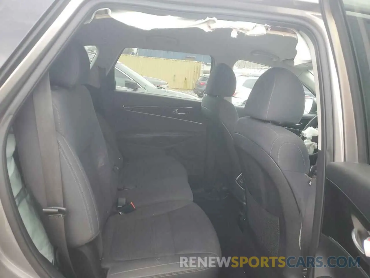 11 fotografías del automóvil dañado 5XYPG4A35KG542167 KIA SORENTO 2019