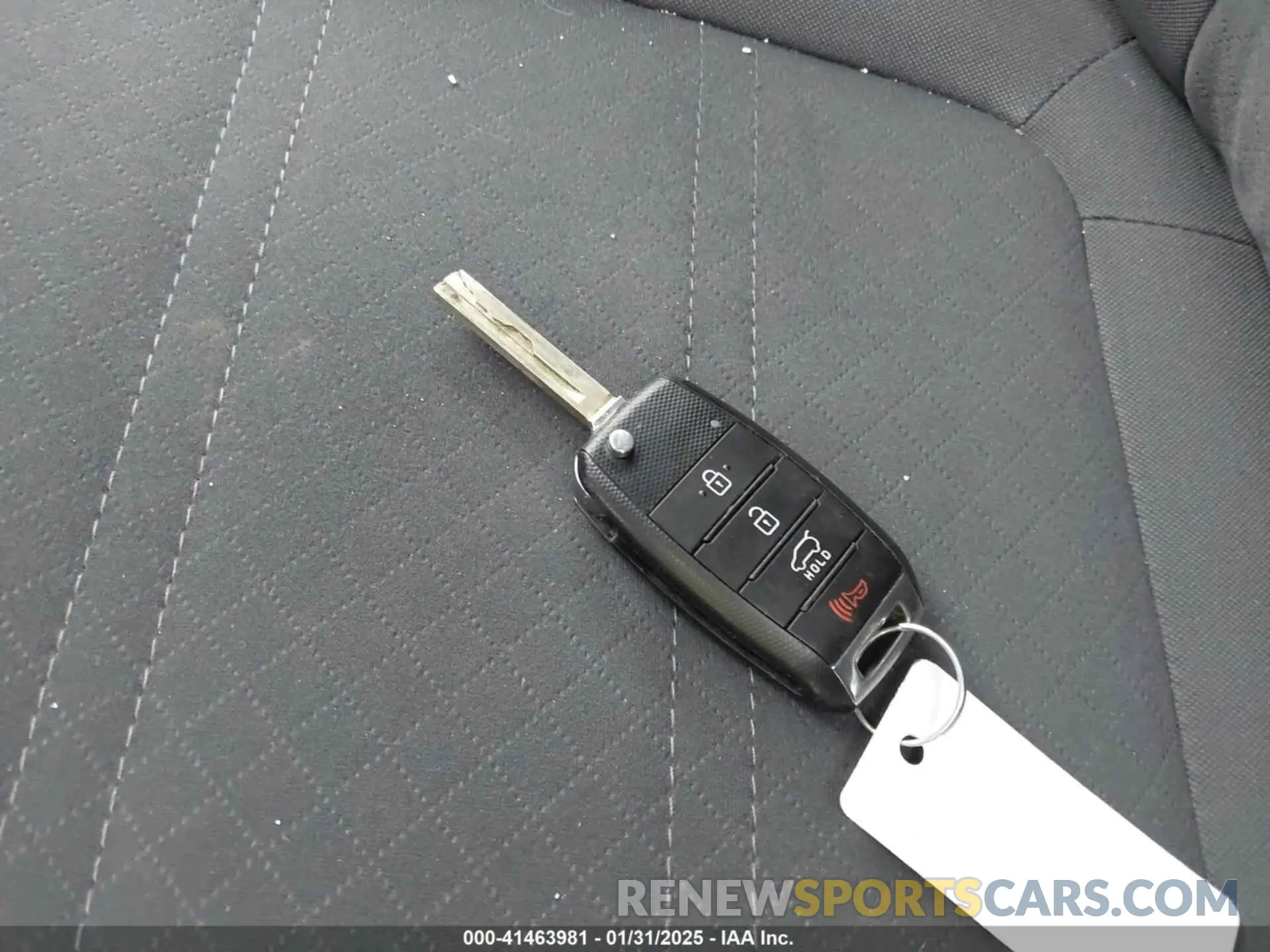 11 fotografías del automóvil dañado 5XYPG4A35KG577548 KIA SORENTO 2019