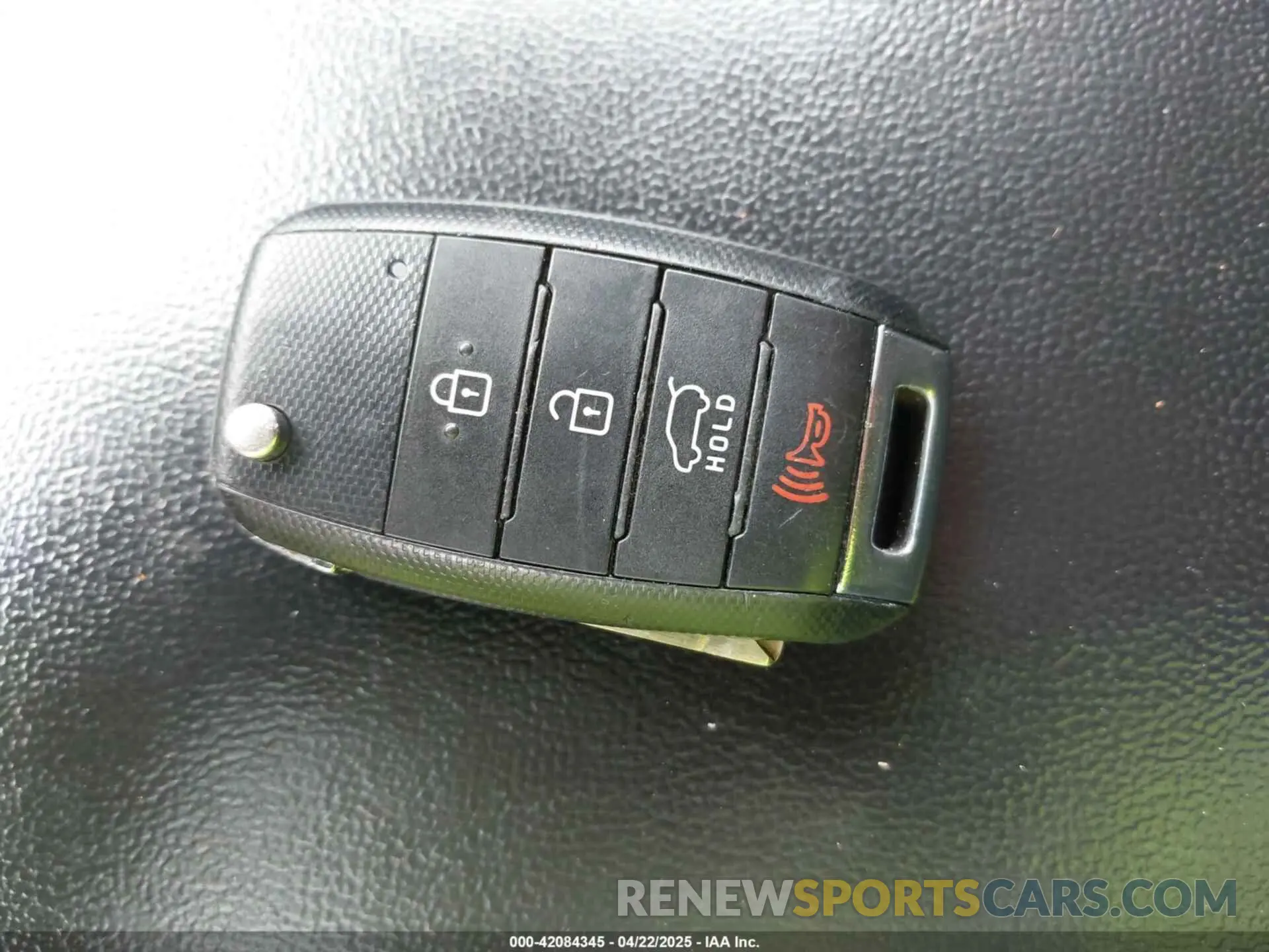 11 fotografías del automóvil dañado 5XYPG4A36KG593306 KIA SORENTO 2019