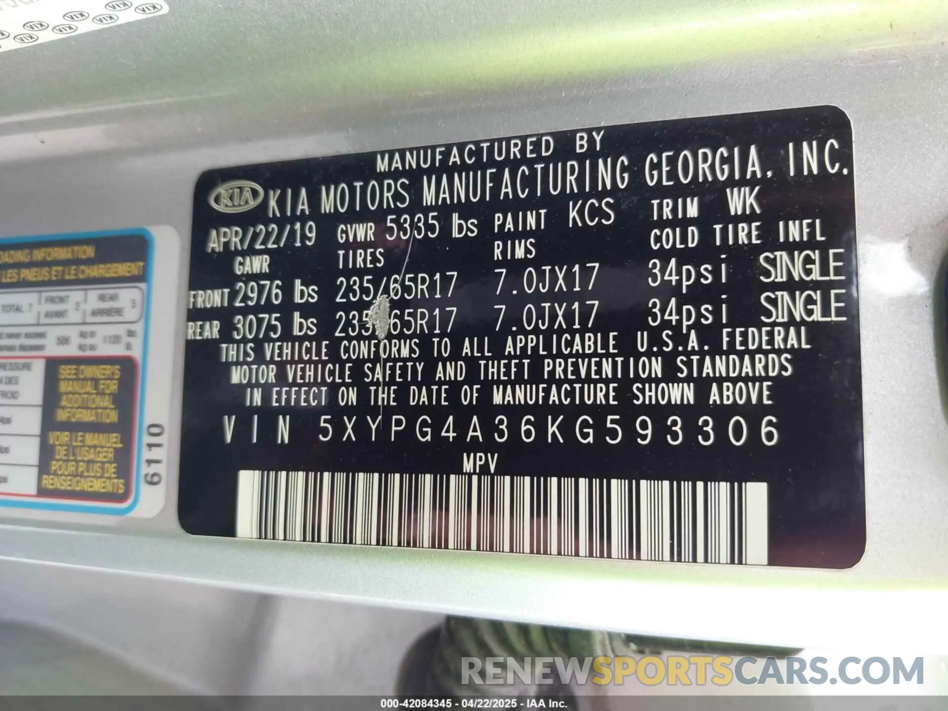 9 fotografías del automóvil dañado 5XYPG4A36KG593306 KIA SORENTO 2019