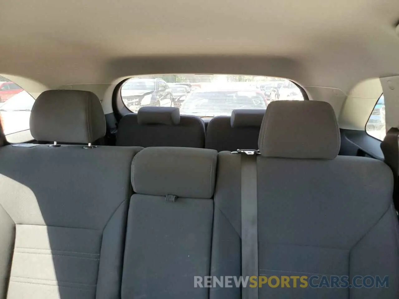 10 fotografías del automóvil dañado 5XYPG4A37KG508702 KIA SORENTO 2019