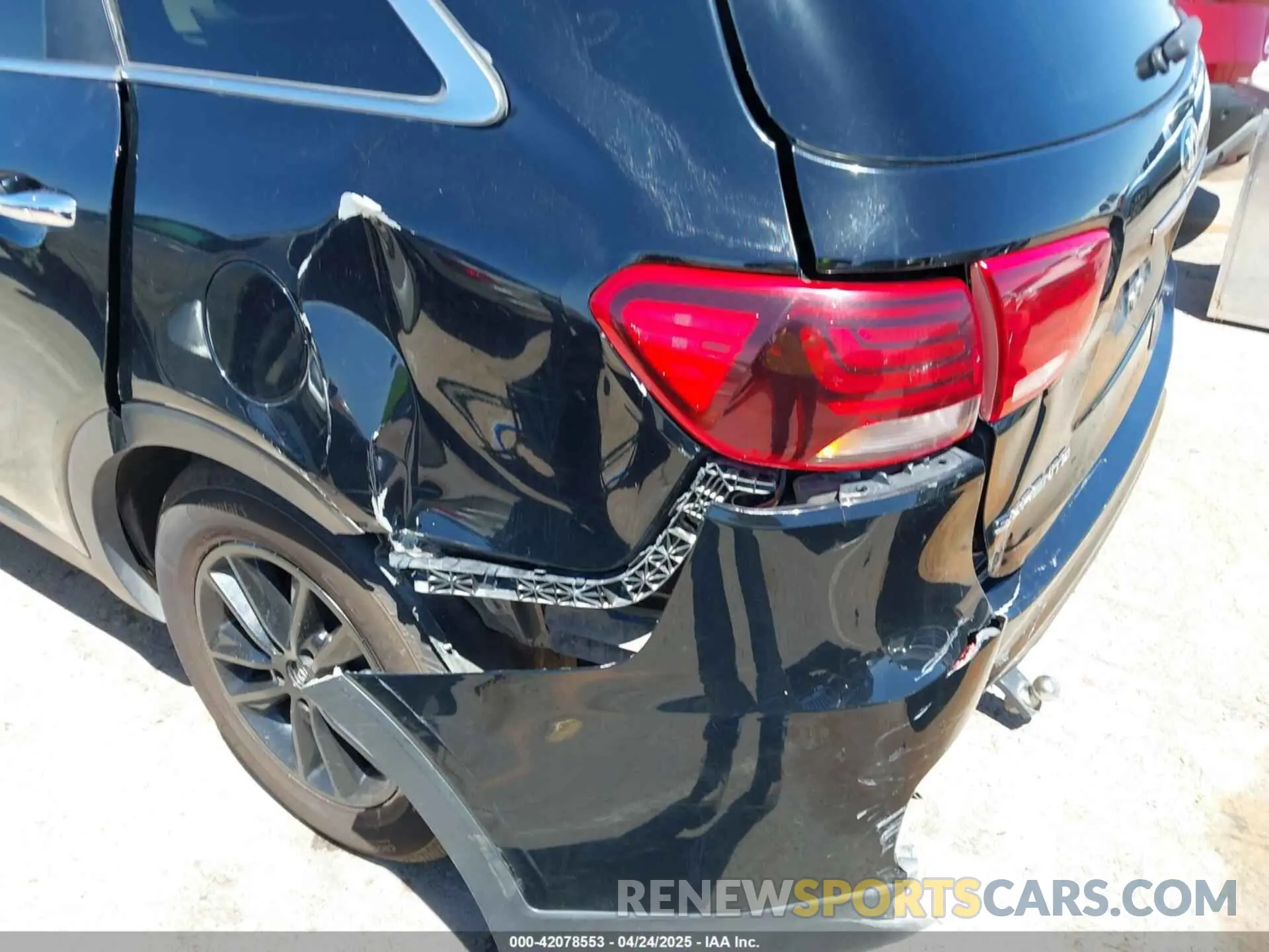 6 fotografías del automóvil dañado 5XYPG4A37KG530909 KIA SORENTO 2019