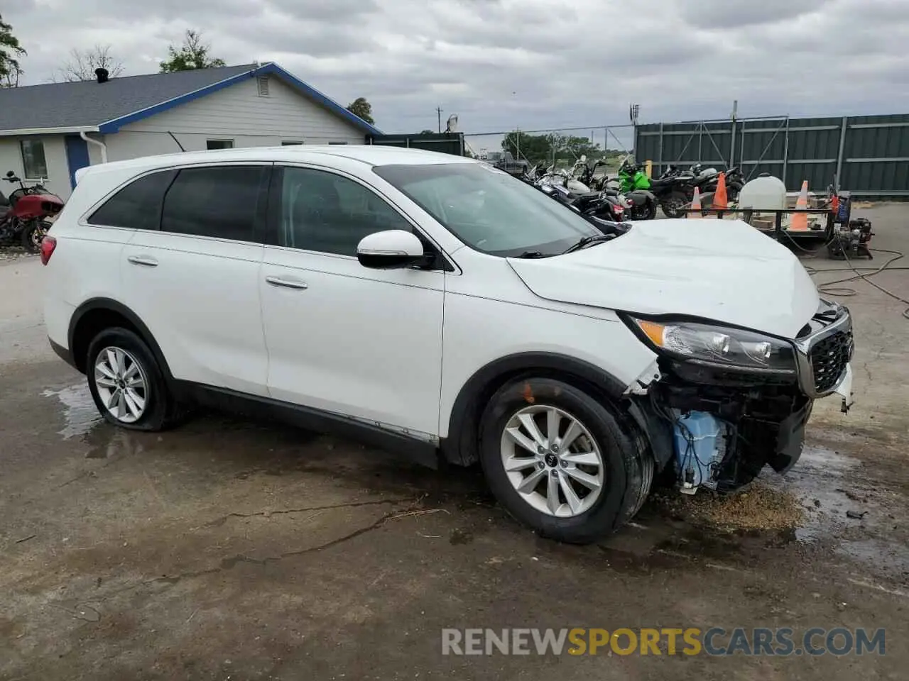 4 fotografías del automóvil dañado 5XYPG4A37KG531610 KIA SORENTO 2019