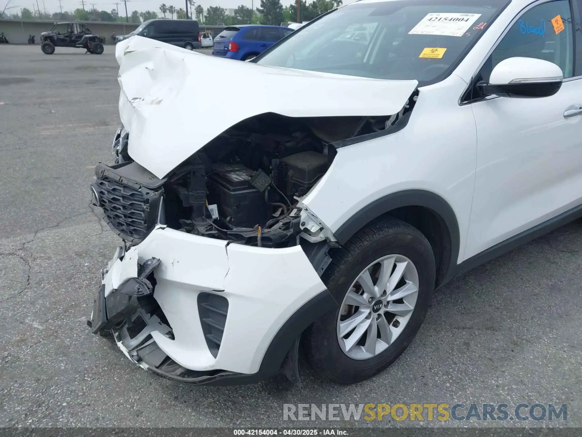 18 fotografías del automóvil dañado 5XYPG4A37KG589572 KIA SORENTO 2019