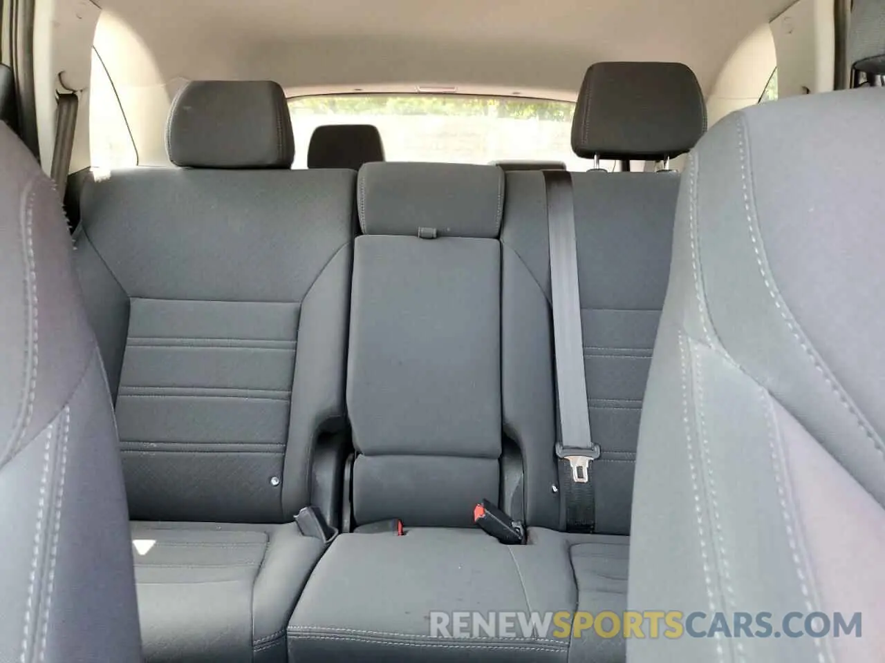 10 fotografías del automóvil dañado 5XYPG4A38KG510717 KIA SORENTO 2019