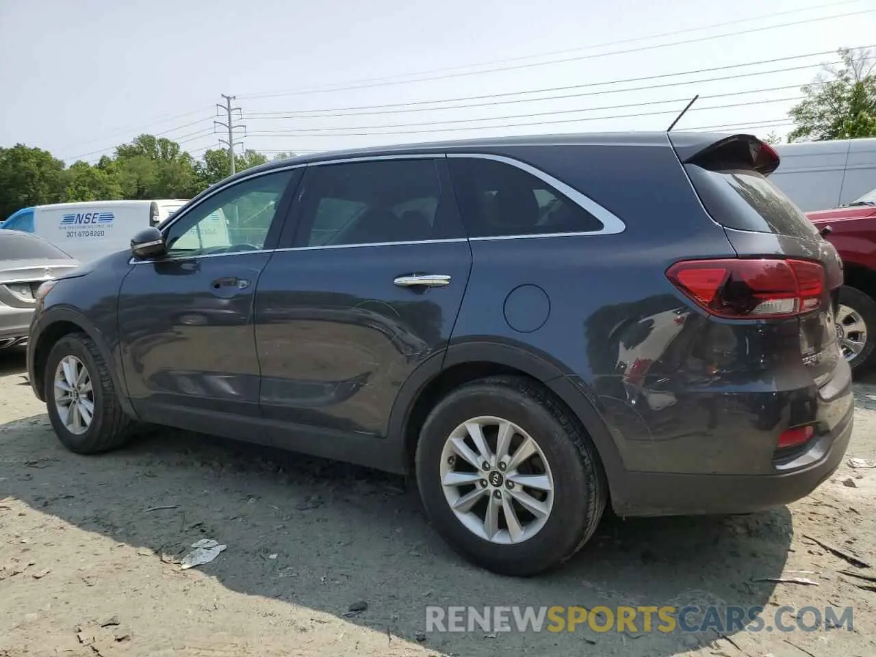 2 fotografías del automóvil dañado 5XYPG4A38KG510717 KIA SORENTO 2019