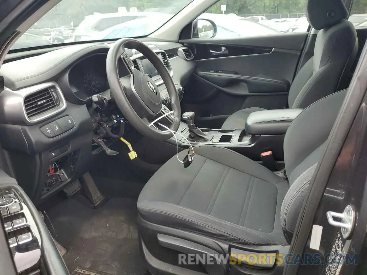 7 fotografías del automóvil dañado 5XYPG4A38KG510717 KIA SORENTO 2019