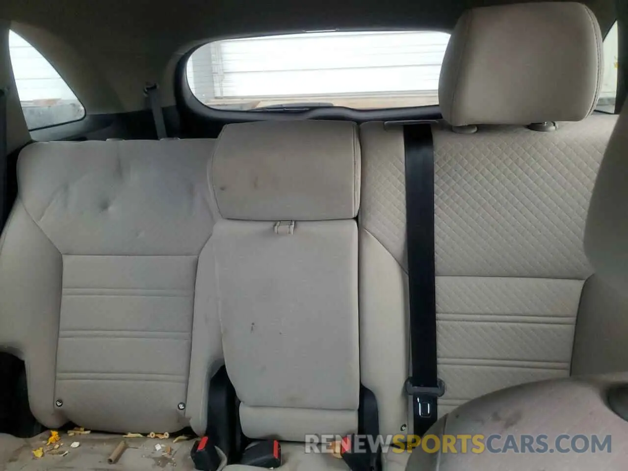 10 fotografías del automóvil dañado 5XYPG4A38KG566429 KIA SORENTO 2019