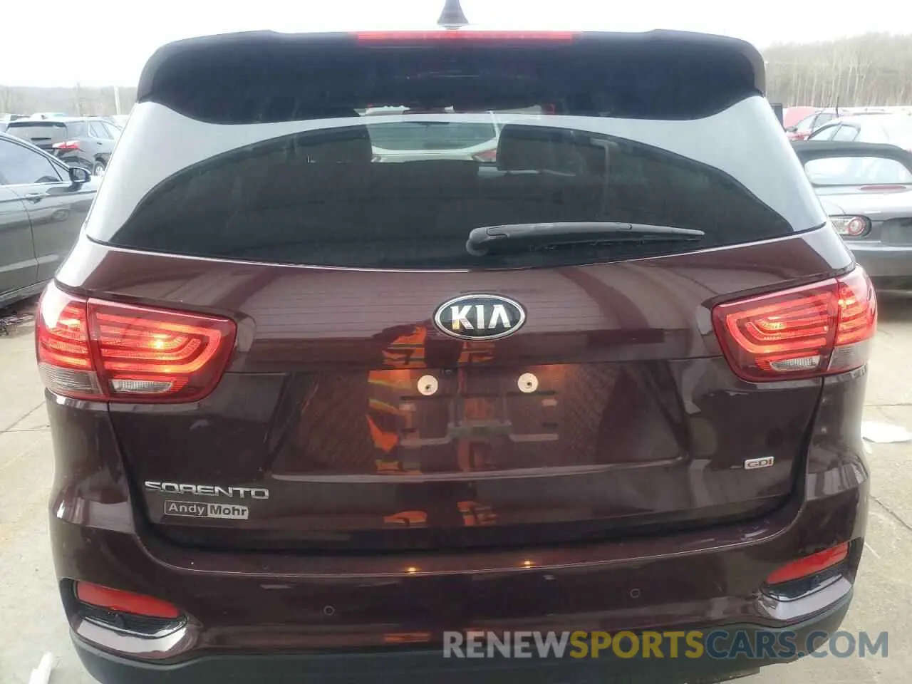 6 fotografías del automóvil dañado 5XYPG4A38KG566429 KIA SORENTO 2019
