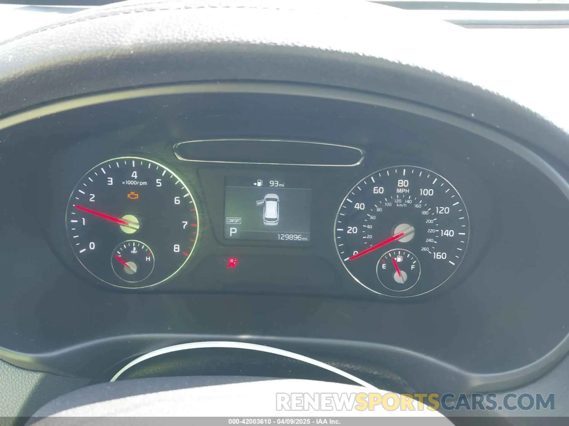 7 fotografías del automóvil dañado 5XYPG4A38KG574269 KIA SORENTO 2019