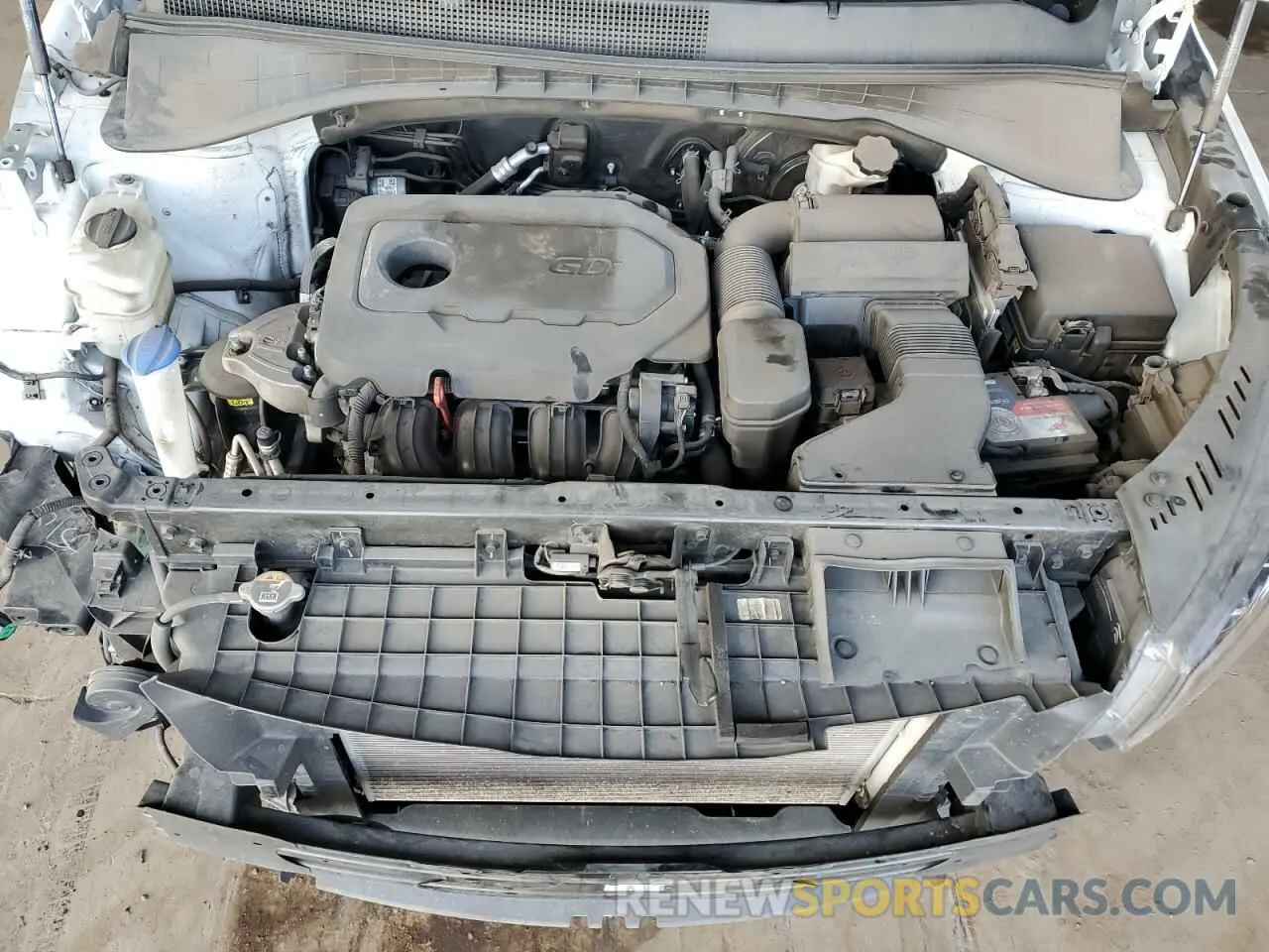 12 fotografías del automóvil dañado 5XYPG4A38KG611577 KIA SORENTO 2019