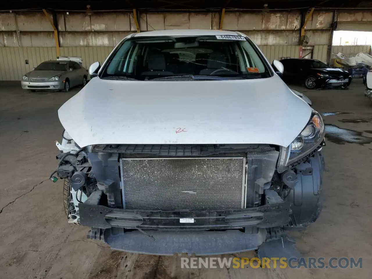5 fotografías del automóvil dañado 5XYPG4A38KG611577 KIA SORENTO 2019
