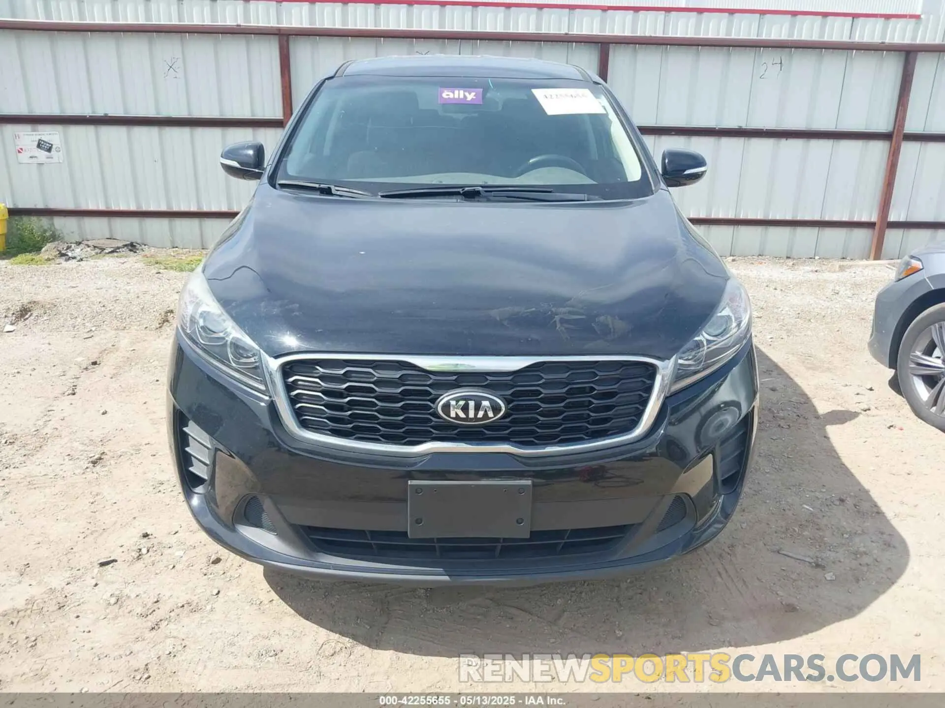 12 fotografías del automóvil dañado 5XYPG4A39KG534430 KIA SORENTO 2019