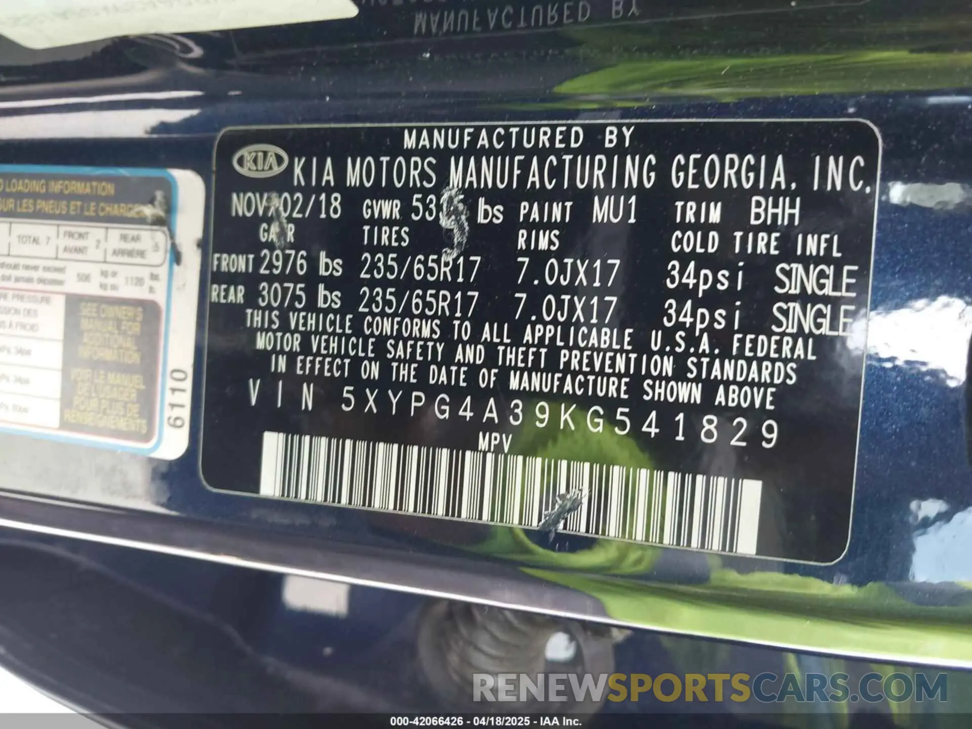 9 fotografías del automóvil dañado 5XYPG4A39KG541829 KIA SORENTO 2019