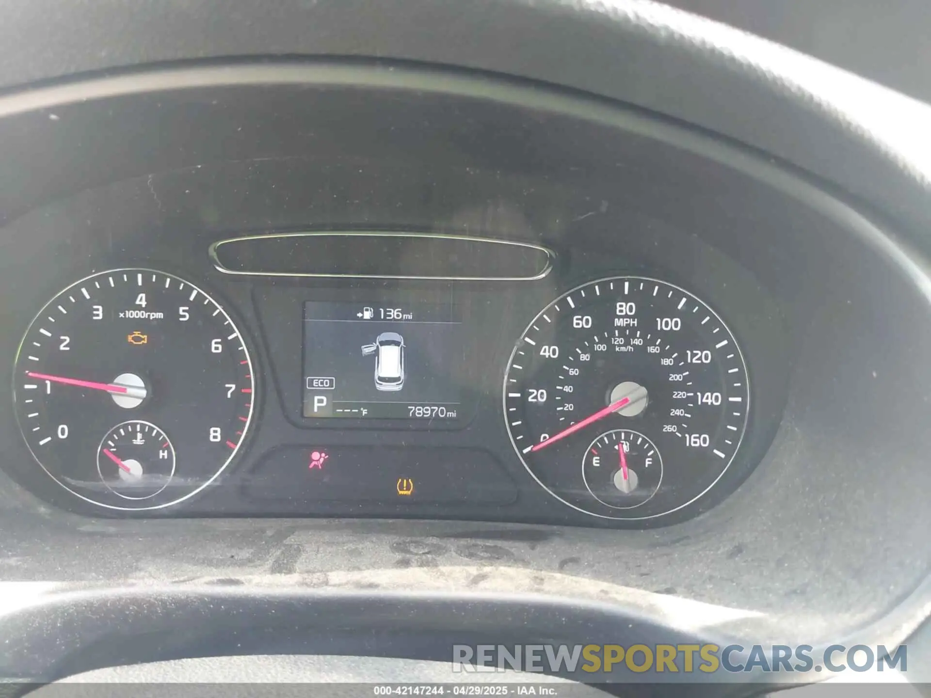 7 fotografías del automóvil dañado 5XYPG4A39KG576239 KIA SORENTO 2019