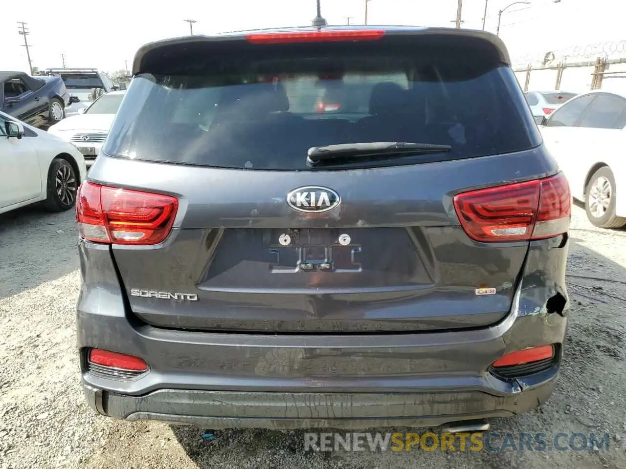 6 fotografías del automóvil dañado 5XYPG4A3XKG517426 KIA SORENTO 2019