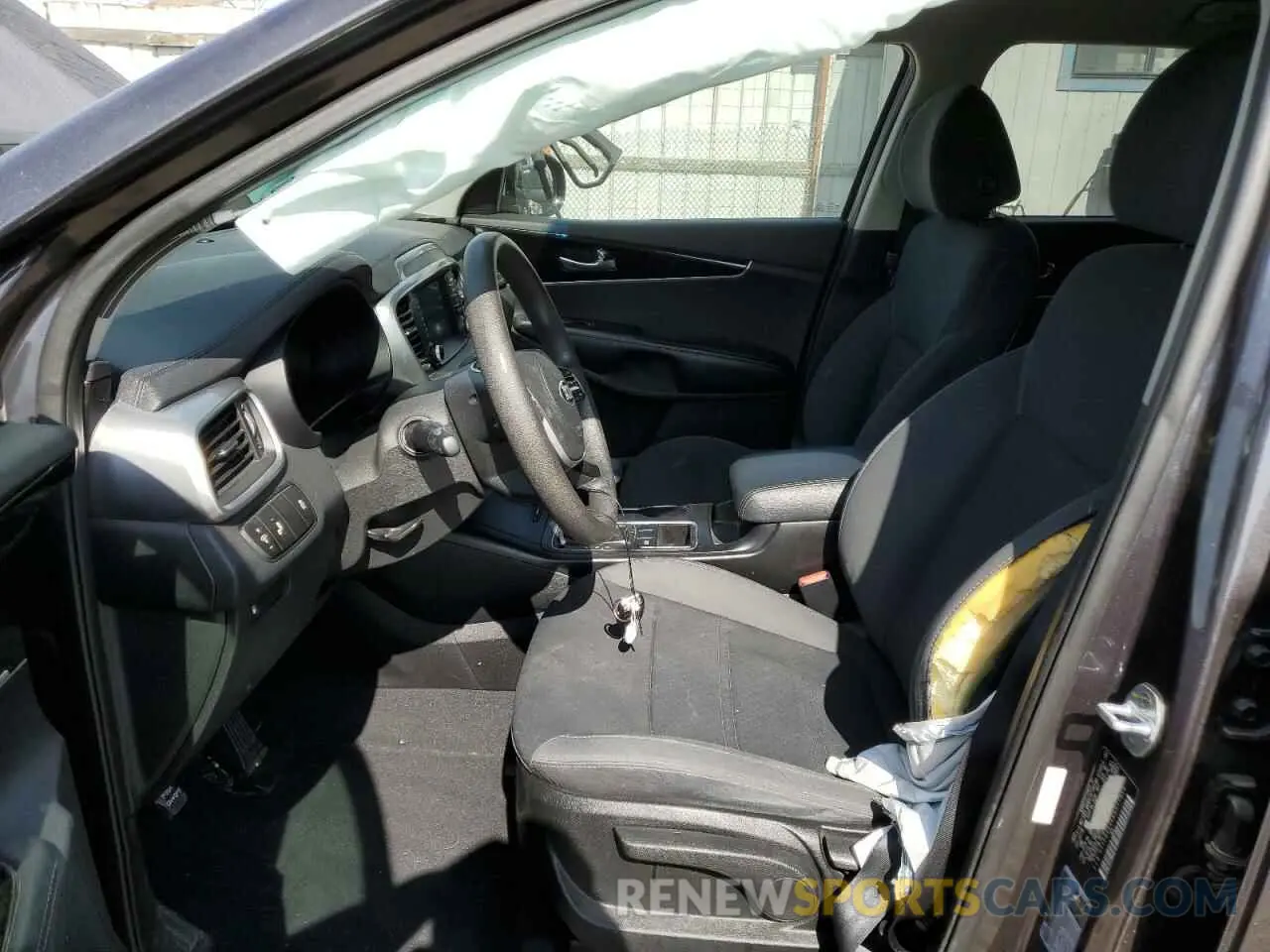 7 fotografías del automóvil dañado 5XYPG4A3XKG517426 KIA SORENTO 2019
