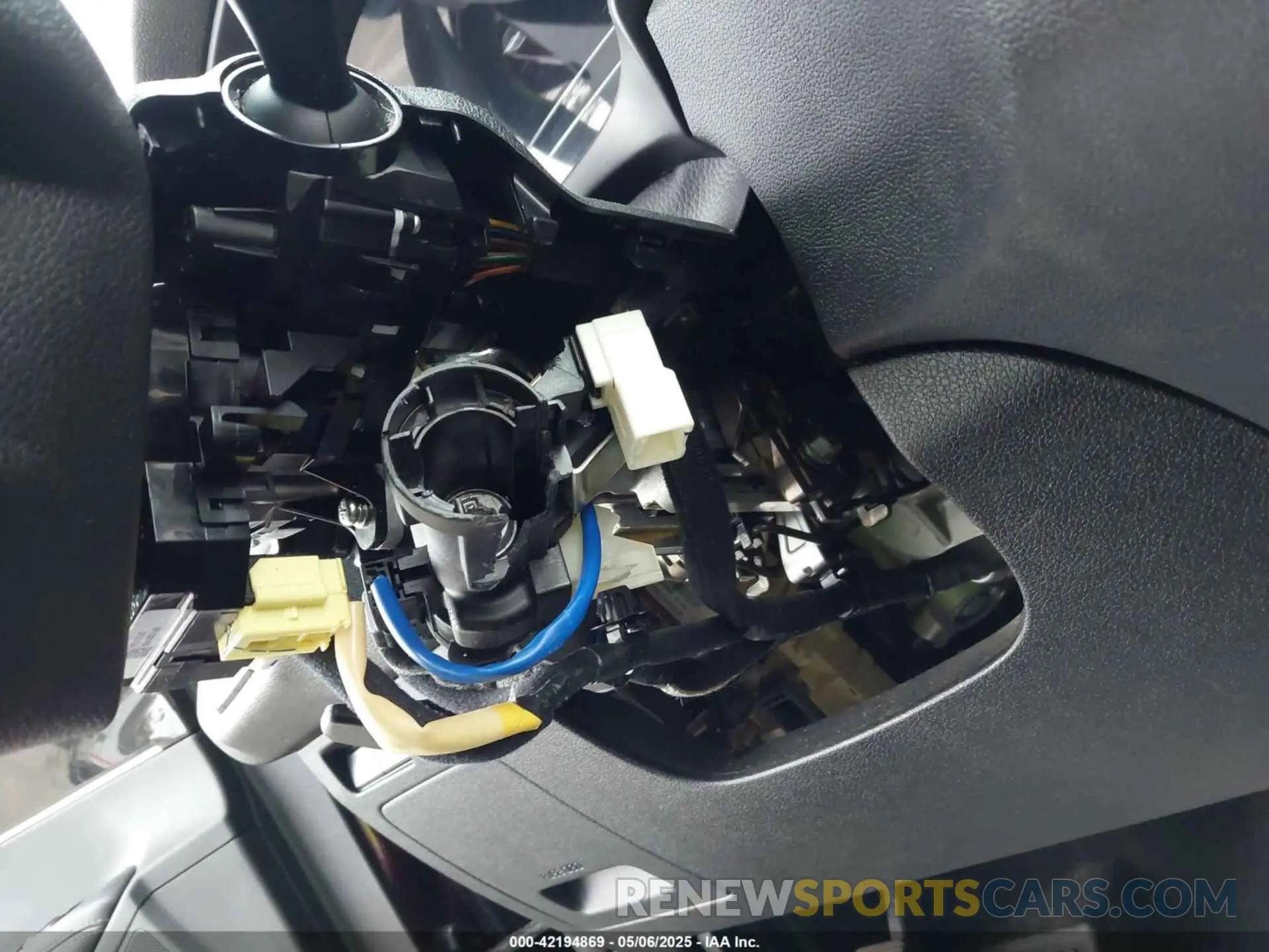 6 fotografías del automóvil dañado 5XYPG4A3XKG535831 KIA SORENTO 2019
